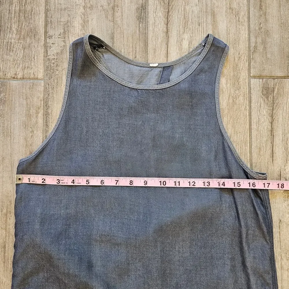 Lululemon Tank Top Womens Size S Open‎ Back Blue Chambray Racerback High Neck